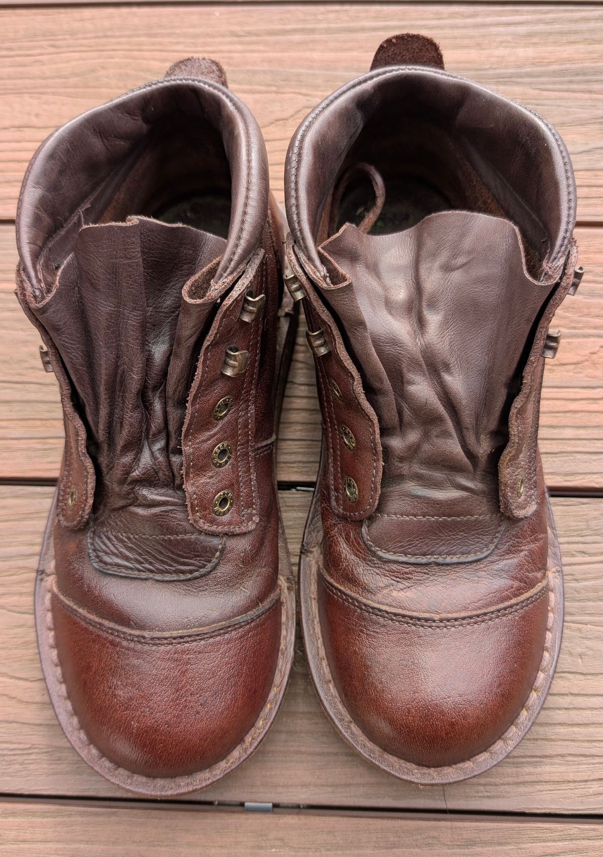 Photo by Yakkboot73 on March 16, 2025 of the Jim Green African Ranger in African Buffalo Skin.