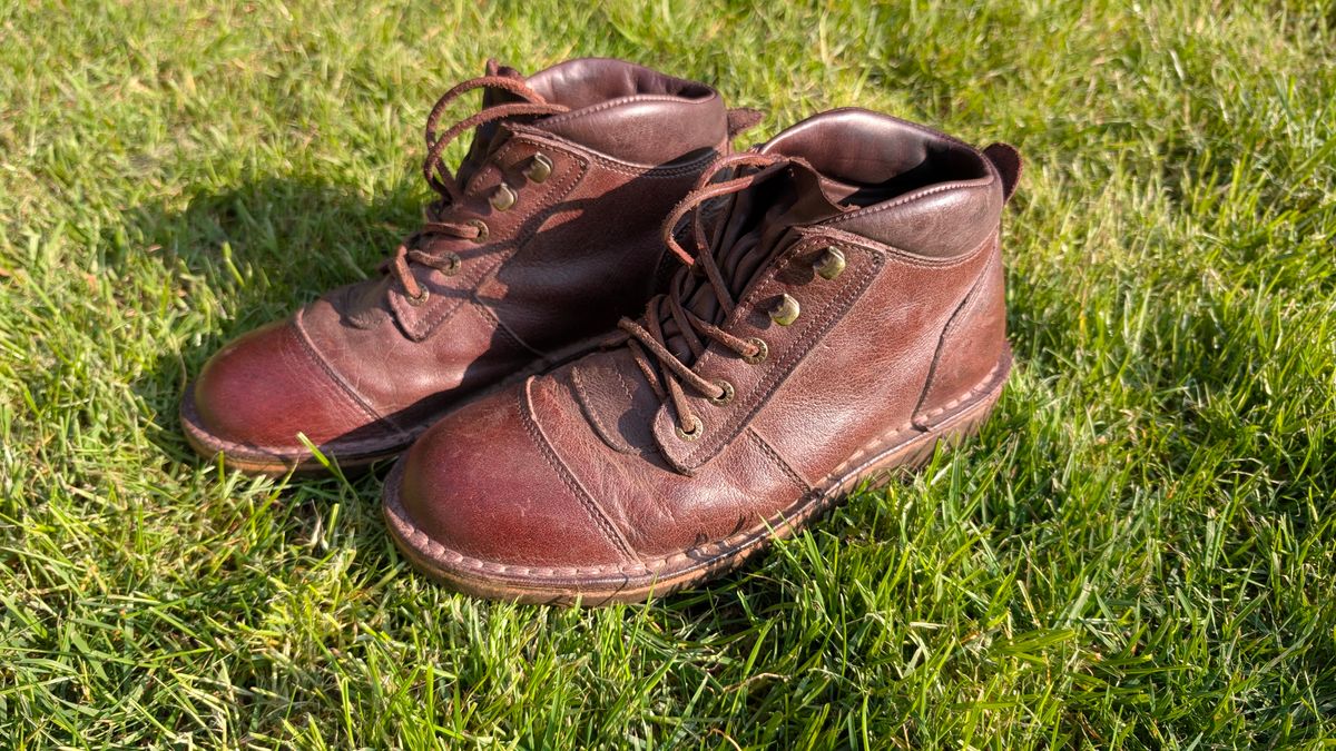 Photo by Yakkboot73 on March 24, 2025 of the Jim Green African Ranger in African Buffalo Skin.