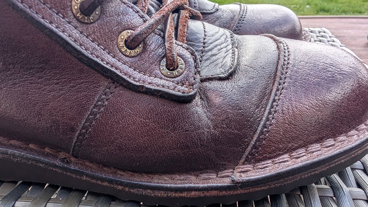 Photo by Yakkboot73 on March 29, 2025 of the Jim Green African Ranger in African Buffalo Skin.