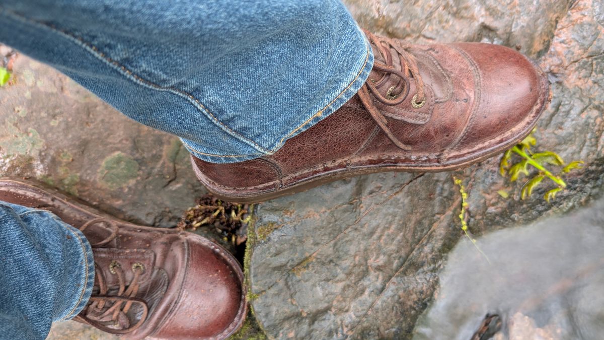Photo by Yakkboot73 on April 18, 2025 of the Jim Green African Ranger in African Buffalo Skin.