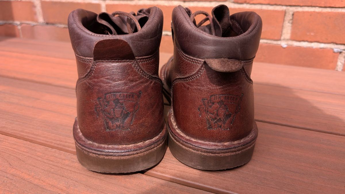 Photo by Yakkboot73 on April 21, 2025 of the Jim Green African Ranger in African Buffalo Skin.