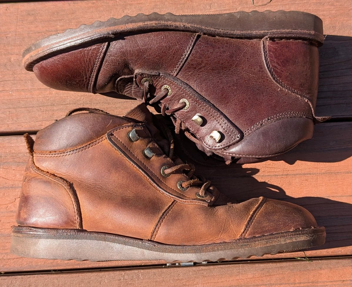 Photo by Yakkboot73 on May 3, 2025 of the Jim Green African Ranger in African Buffalo Skin.