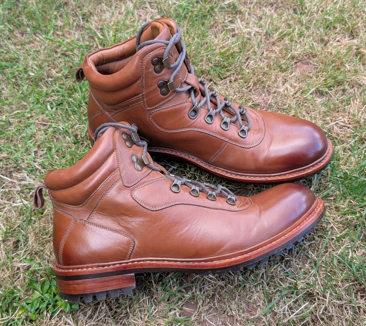 Photo by Yakkboot73 on June 29, 2025 of the Blkbrd Shoemaker Bulwark Trek Boot in Cognac.