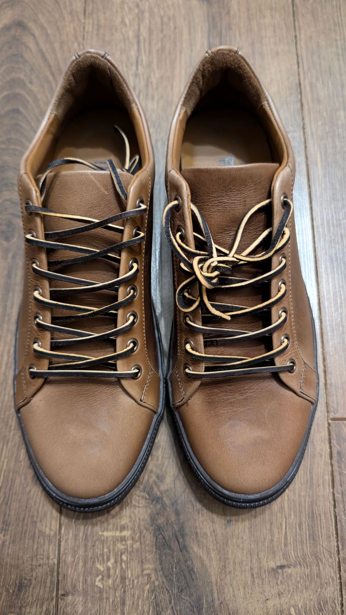 Photo by Yakkboot73 on April 7, 2025 of the Thursday Premier Low Top in Horween Natural Chromexcel.