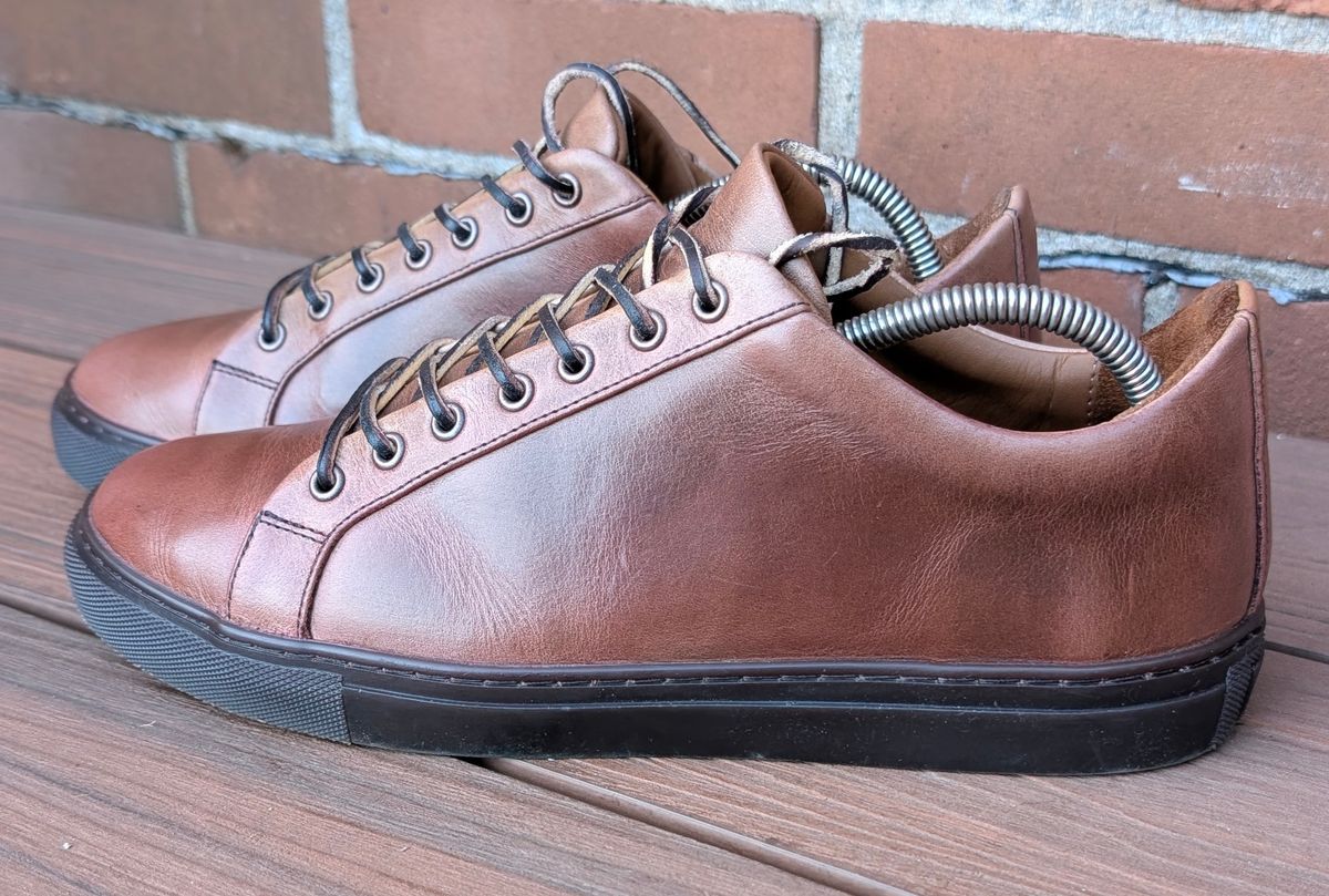 Photo by Yakkboot73 on April 16, 2025 of the Thursday Premier Low Top in Horween Natural Chromexcel.