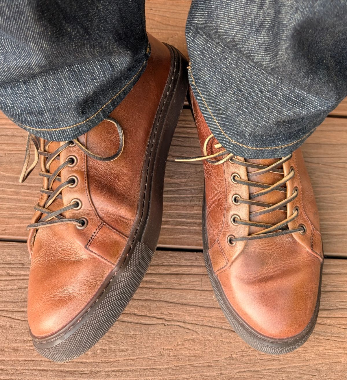 Photo by Yakkboot73 on May 31, 2025 of the Thursday Premier Low Top in Horween Natural Chromexcel.