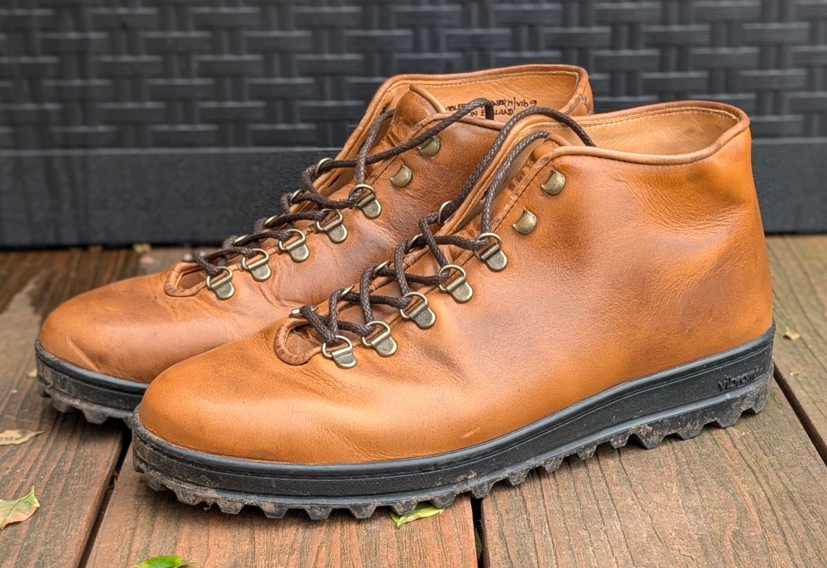 Photo by Yakkboot73 on March 7, 2026 of the Crown Northampton Everdon in Horween Sunflower Chromexcel.