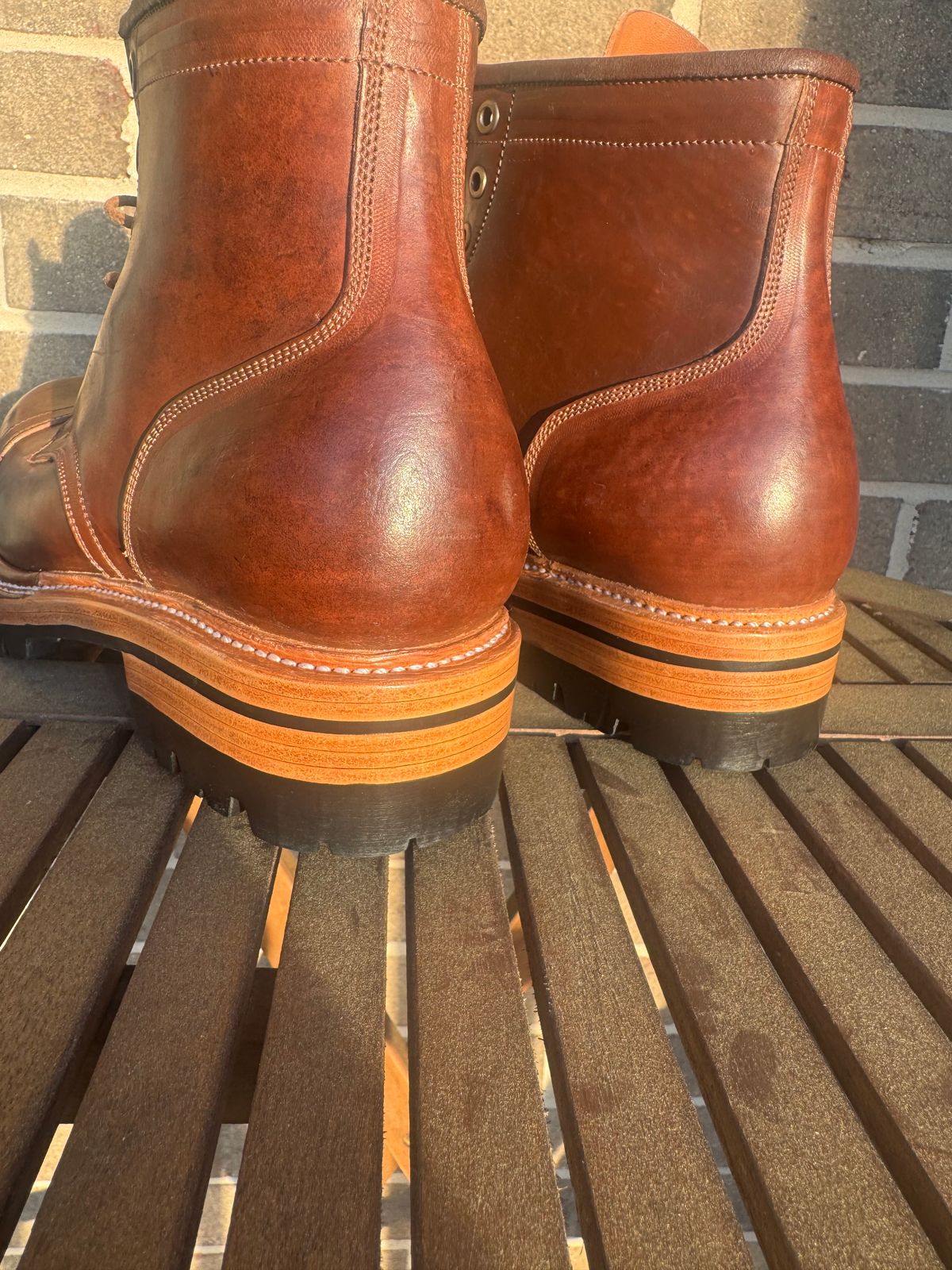 Photo by stevenh969 on April 24, 2025 of the Prof Barnets Bulky Cap Toe Boots in Maryam Brown Horsebutt.