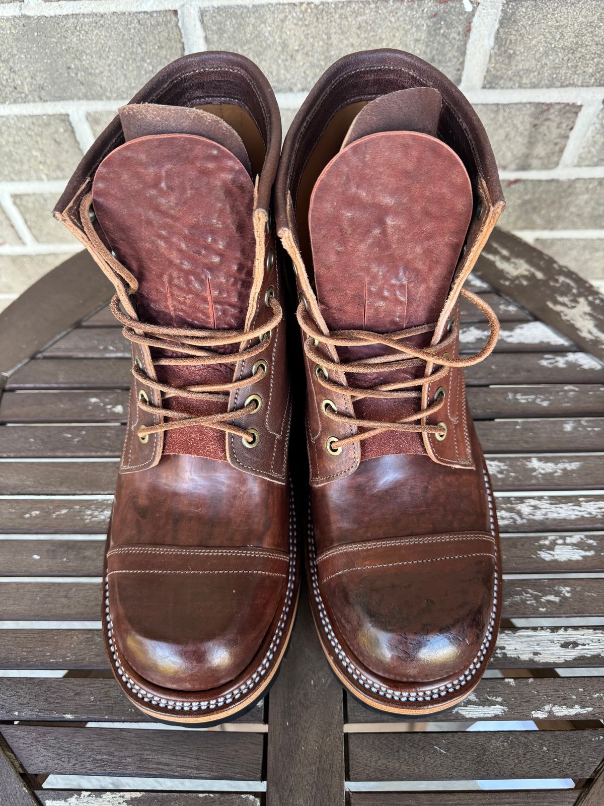 Photo by stevenh969 on October 1, 2025 of the Prof Barnets Bulky Cap Toe Boots in Maryam Brown Horsebutt.