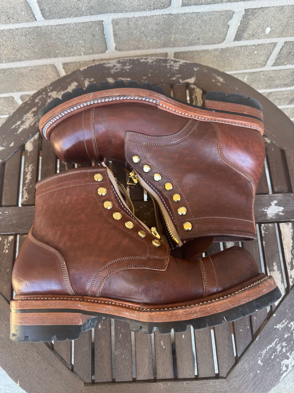 Photo by stevenh969 on March 1, 2026 of the Prof Barnets Bulky Cap Toe Boots in Maryam Brown Horsebutt.