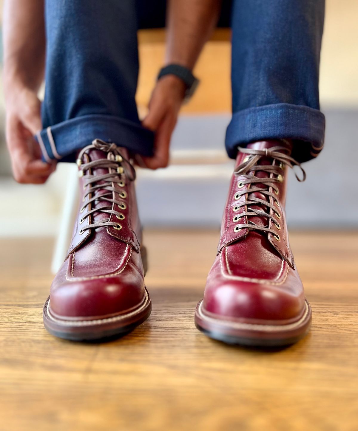 Photo by patinatimes on August 8, 2023 of the Grant Stone Brass Boot in Horween Color 8 Chromexcel.