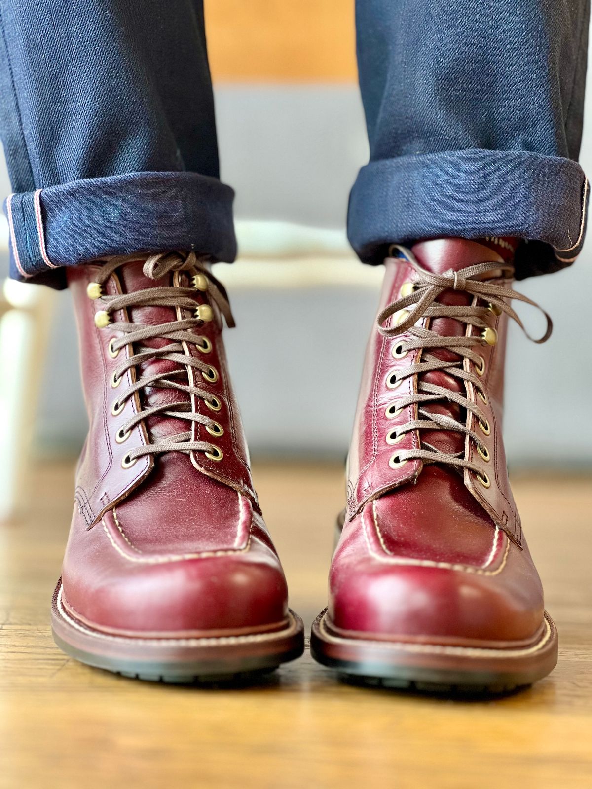 Photo by patinatimes on August 8, 2023 of the Grant Stone Brass Boot in Horween Color 8 Chromexcel.