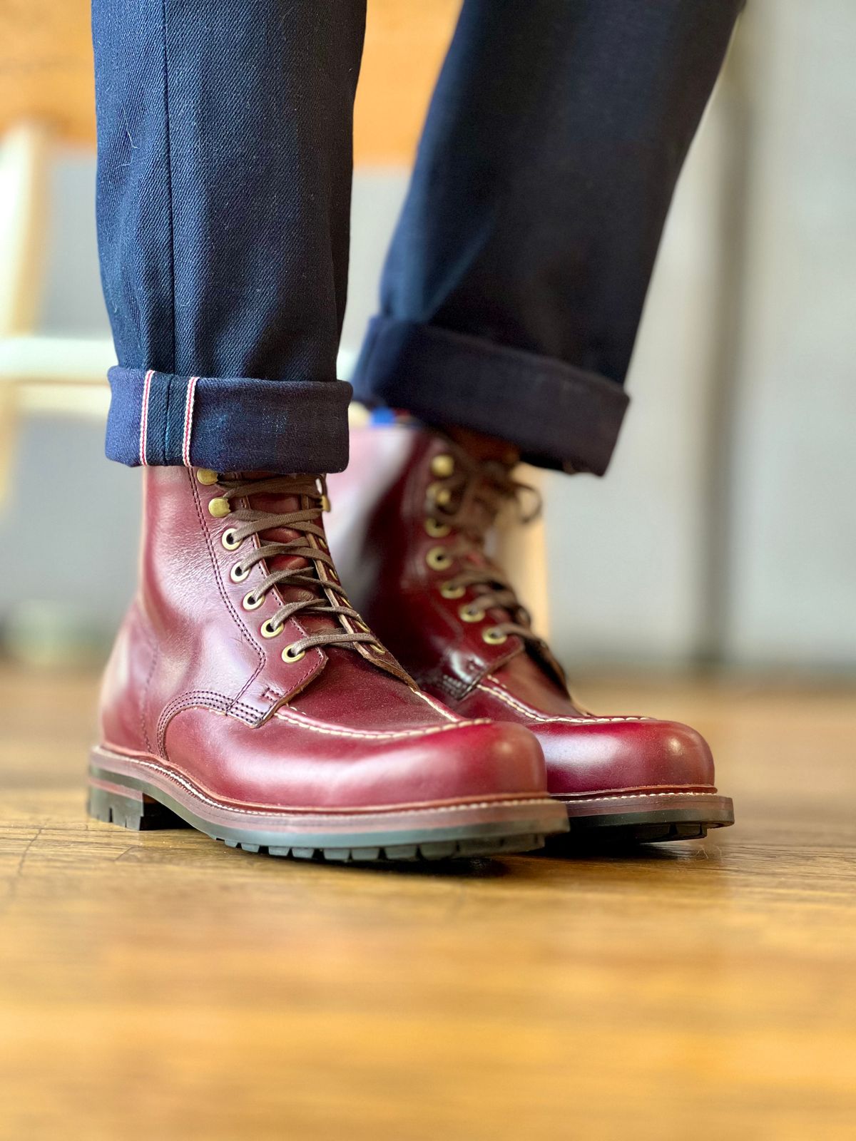 Photo by patinatimes on August 8, 2023 of the Grant Stone Brass Boot in Horween Color 8 Chromexcel.