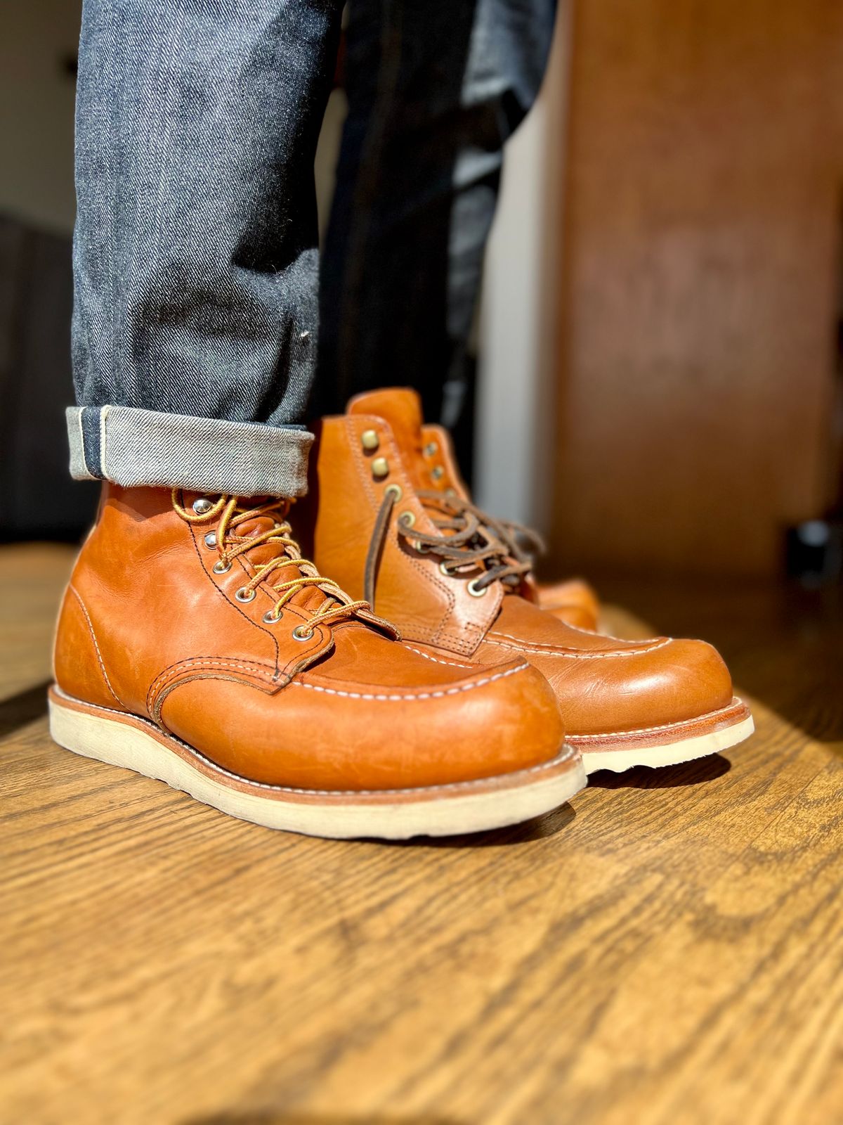 Photo by patinatimes on April 4, 2023 of the Red Wing 6-Inch Classic Moc in S.B. Foot Oro Legacy.