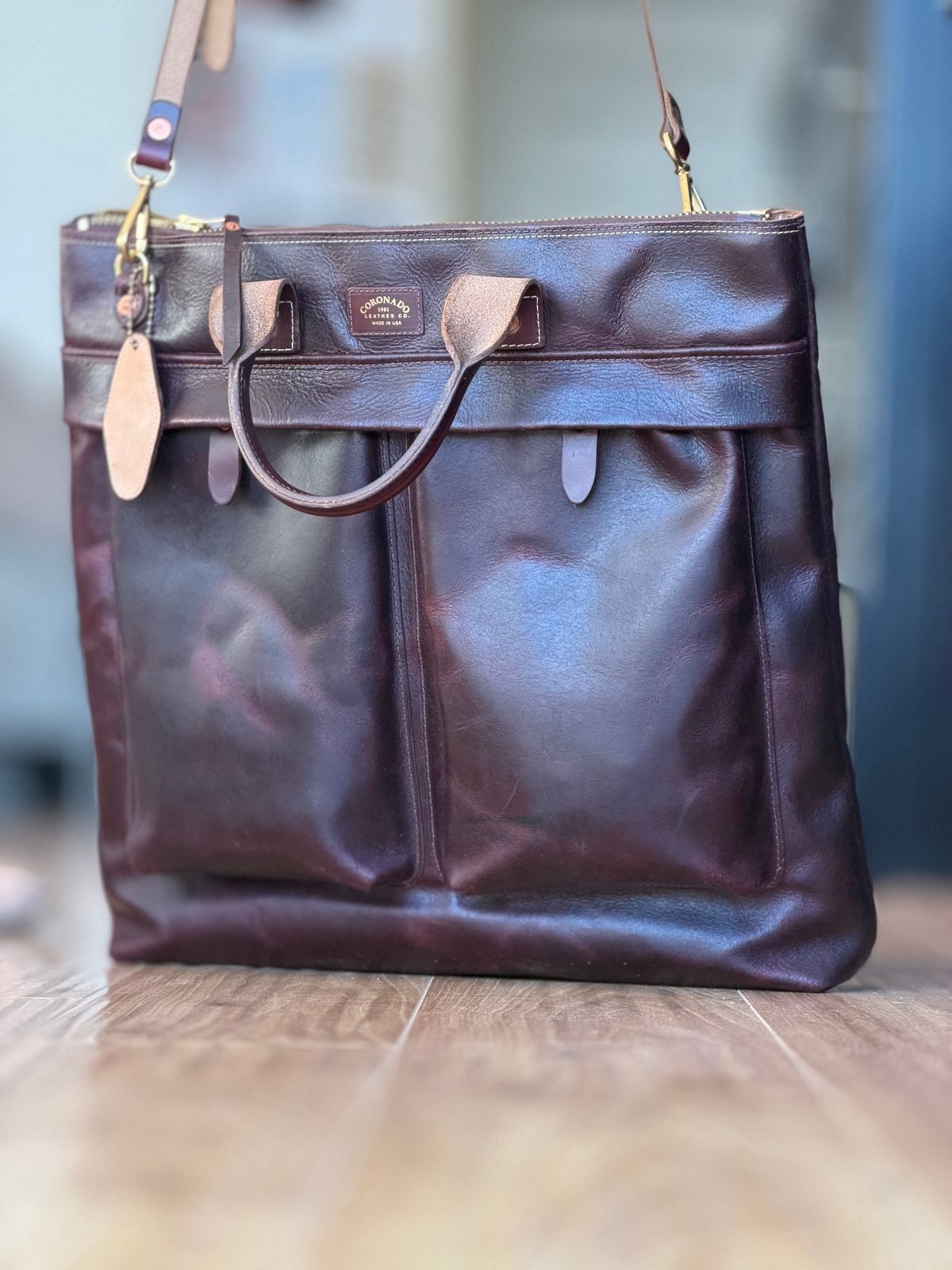 Photo by patinatimes on November 4, 2025 of the Coronado Leather No. 160 Primo Tote in Horween Horsehide Color 8 Waxed Flesh.