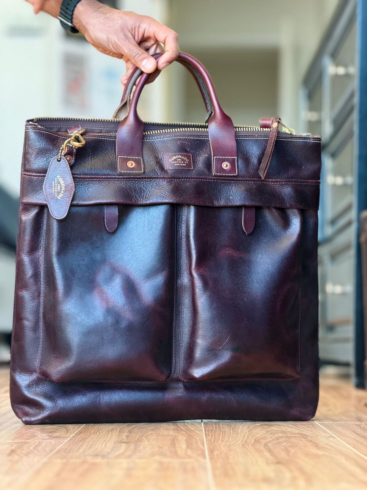 Photo by patinatimes on December 5, 2025 of the Coronado Leather No. 160 Primo Tote in Horween Horsehide Color 8 Waxed Flesh.