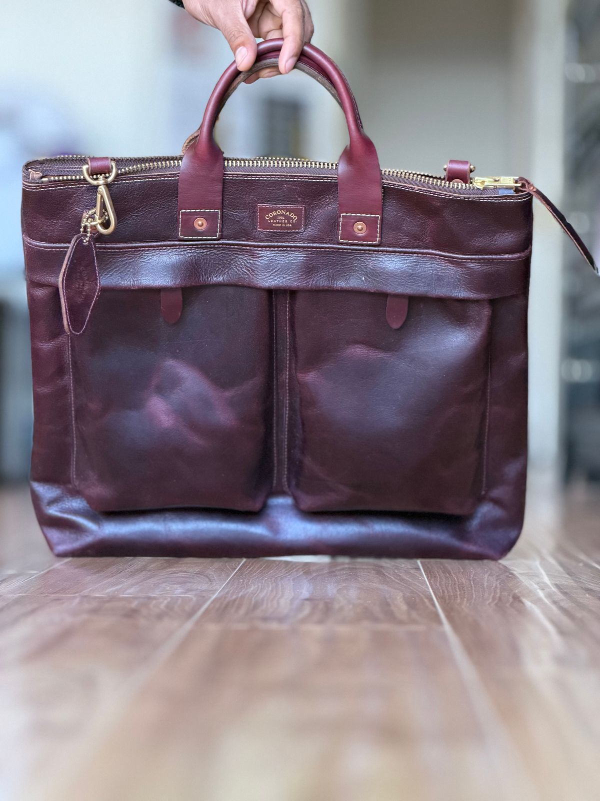 Photo by patinatimes on January 5, 2026 of the Coronado Leather No. 160 Primo Tote in Horween Horsehide Color 8 Waxed Flesh.