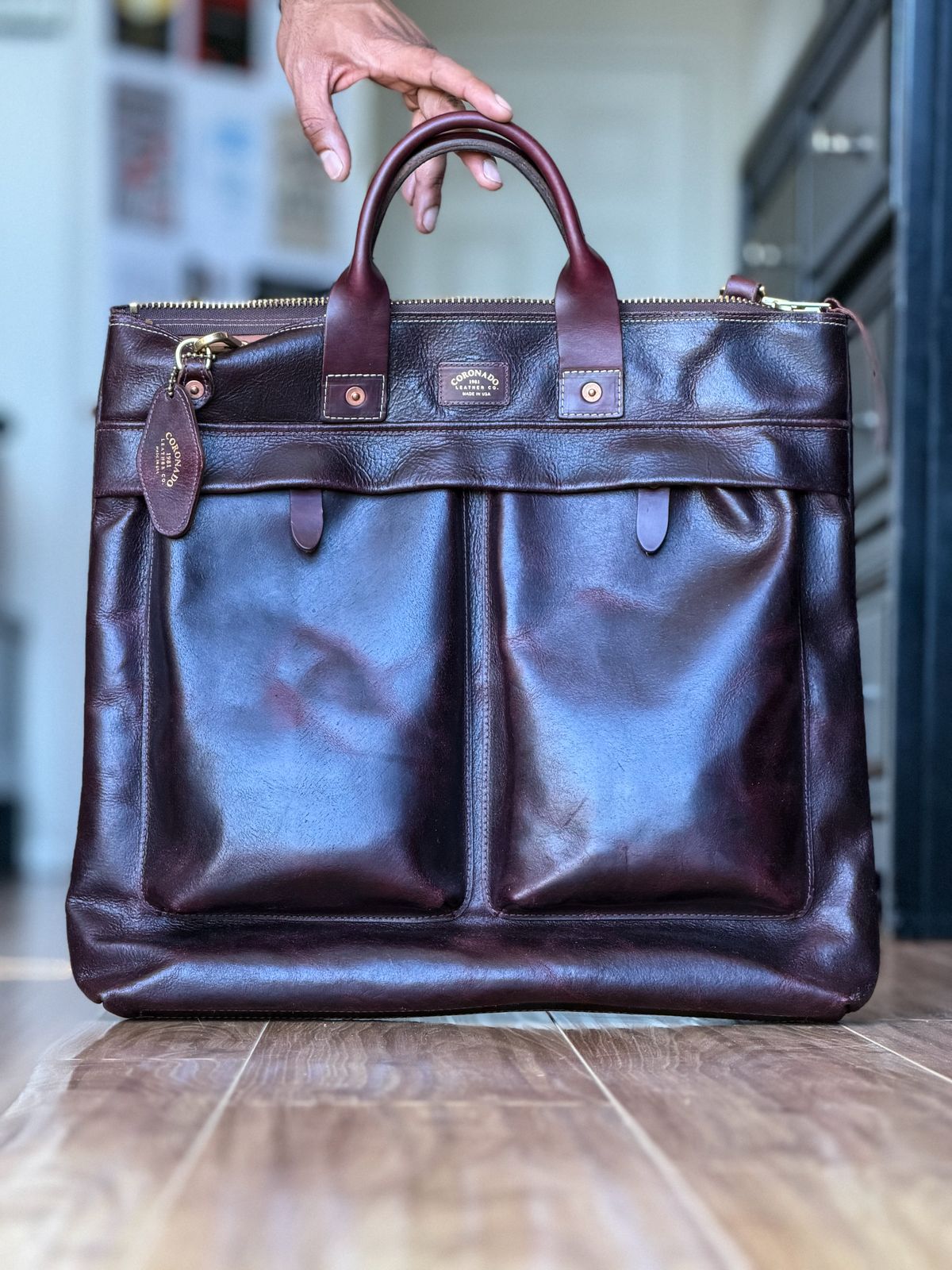 Photo by patinatimes on February 4, 2026 of the Coronado Leather No. 160 Primo Tote in Horween Horsehide Color 8 Waxed Flesh.