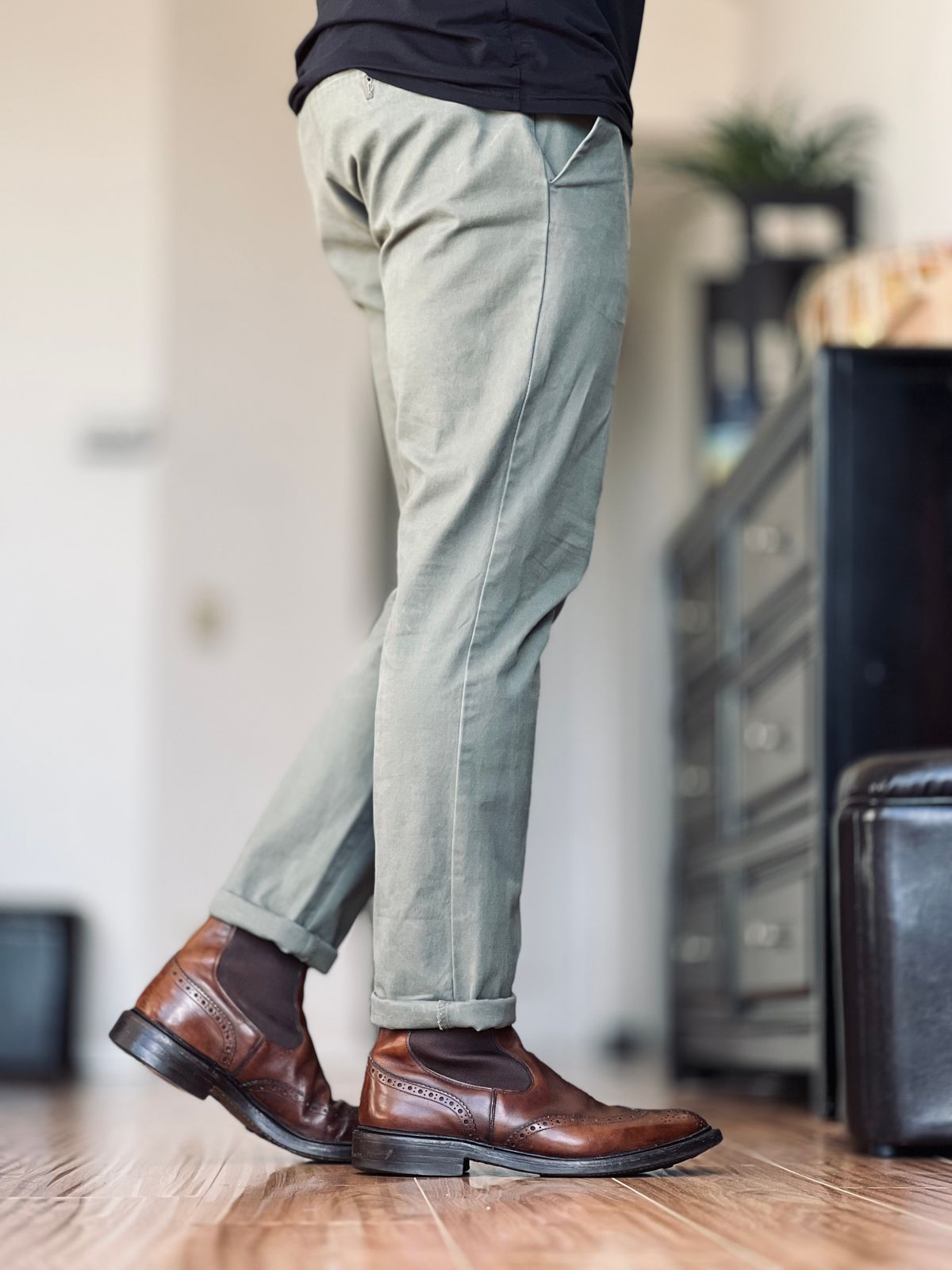 Photo by patinatimes on February 21, 2024 of the Tricker's Henry Country Dealer Boot in Cafe Burnished Calf.