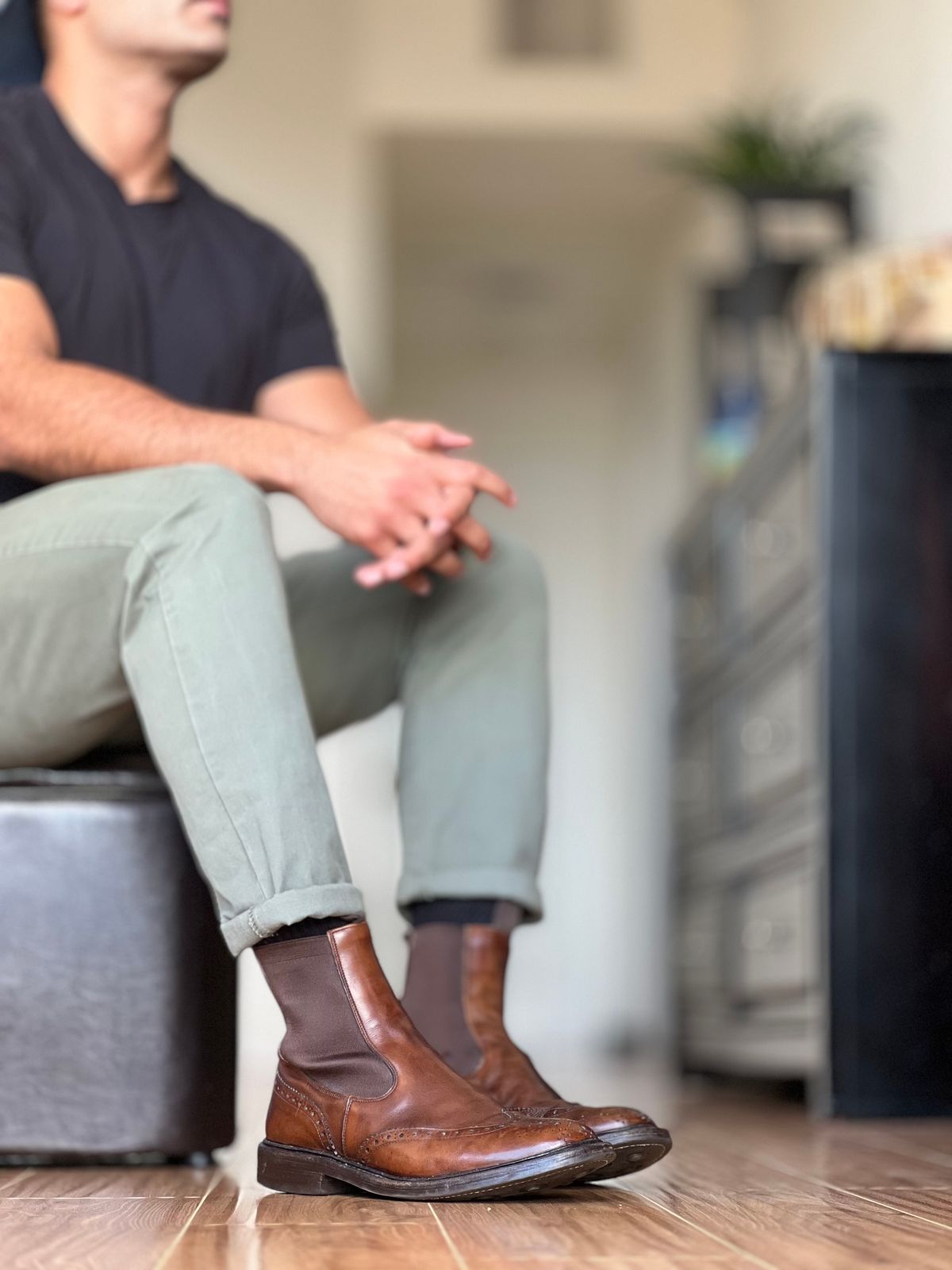 Photo by patinatimes on February 21, 2024 of the Tricker's Henry Country Dealer Boot in Cafe Burnished Calf.