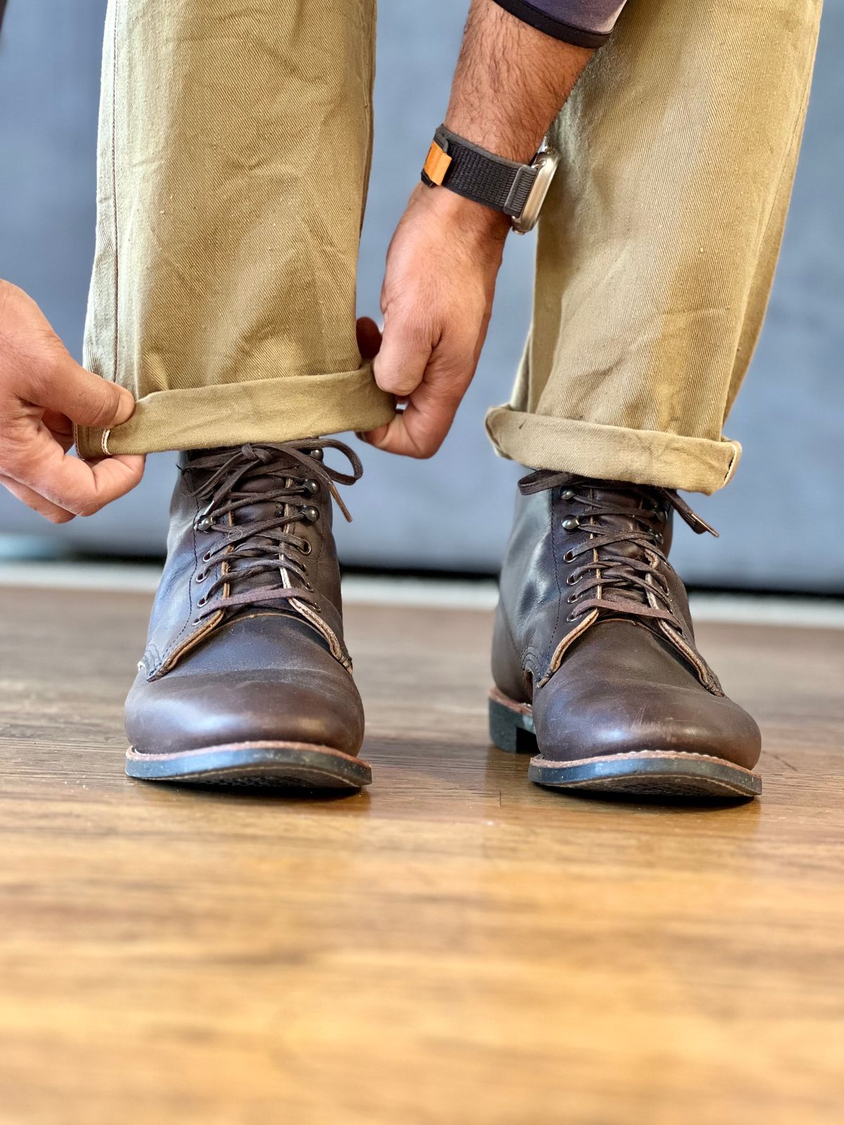 Photo by patinatimes on February 27, 2023 of the Red Wing Merchant in S.B. Foot Ebony Harness.