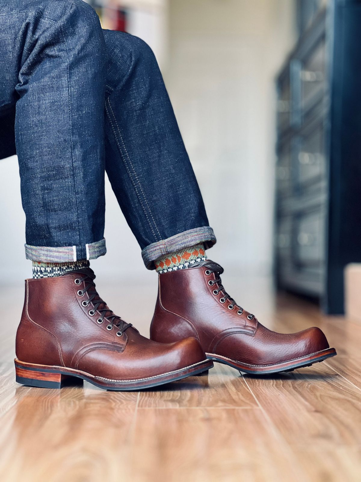 Photo by patinatimes on March 17, 2025 of the Viberg 310 in Horween Dark Rubber Dublin.