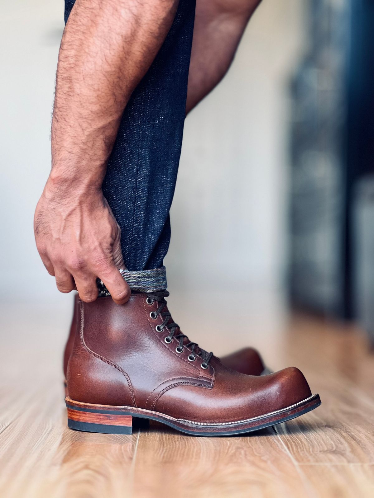 Photo by patinatimes on March 17, 2025 of the Viberg 310 in Horween Dark Rubber Dublin.