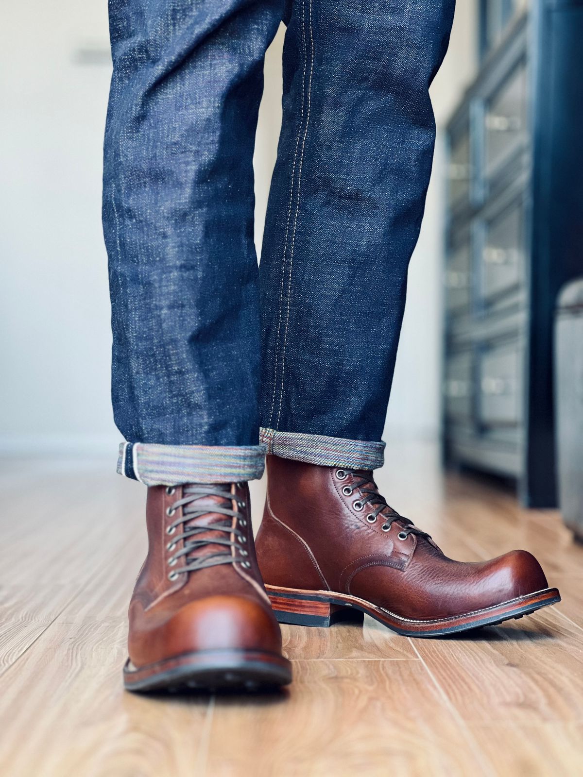Photo by patinatimes on March 17, 2025 of the Viberg 310 in Horween Dark Rubber Dublin.