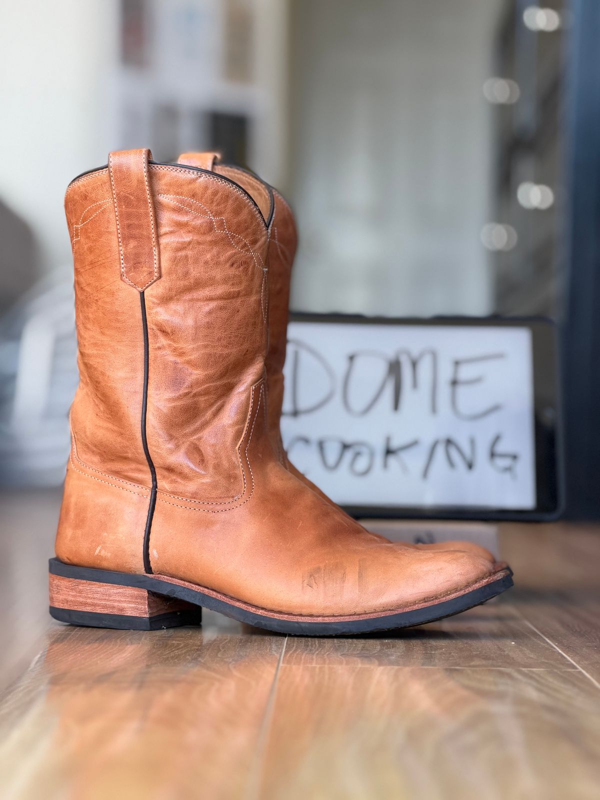 Photo by patinatimes on November 4, 2025 of the Coronado Leather Roper Boot No. 10 in Horween Dublin Natural Horsehide.