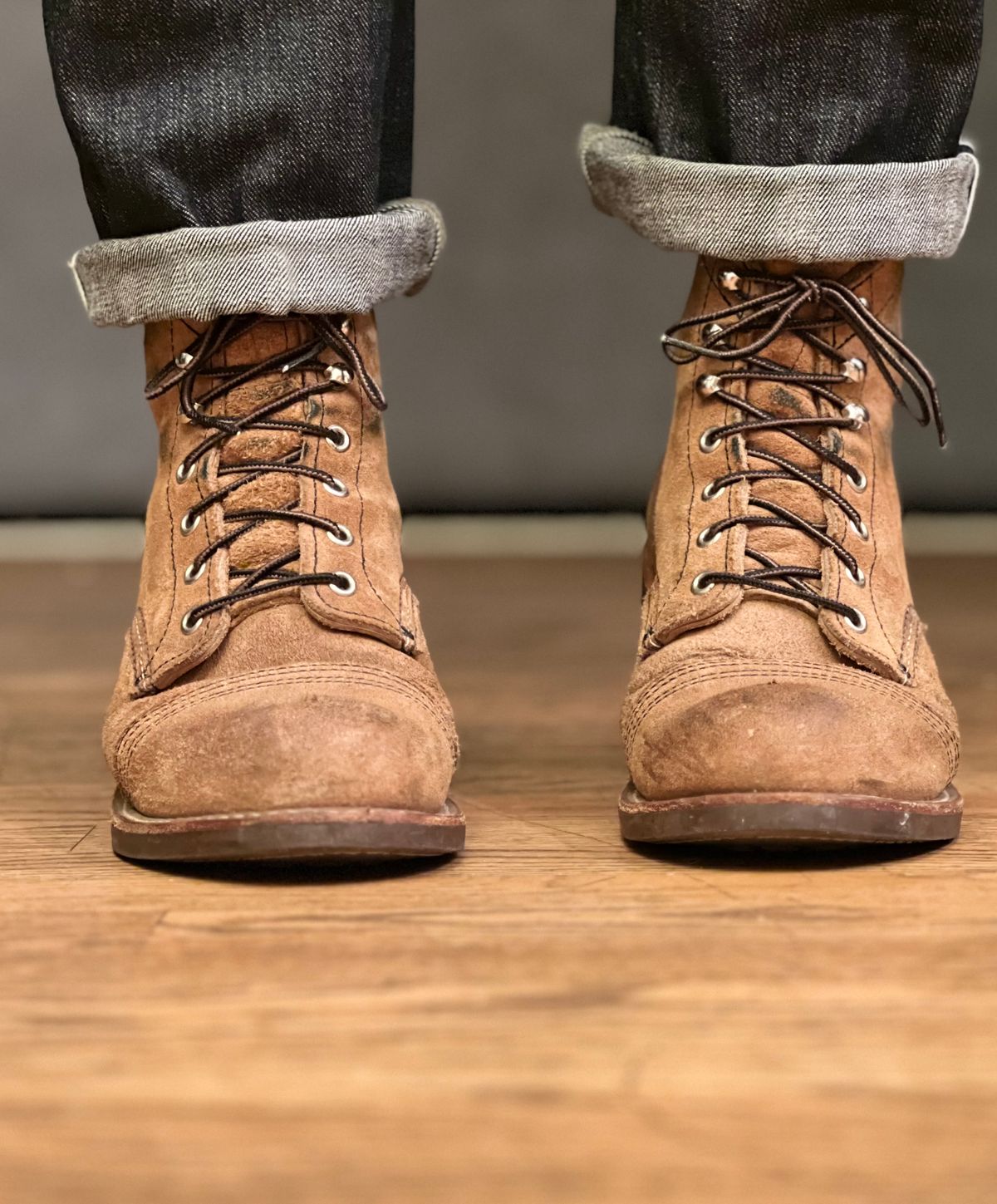 Photo by patinatimes on February 26, 2023 of the Red Wing Iron Ranger in S.B. Foot Hawthorne Muleskinner.