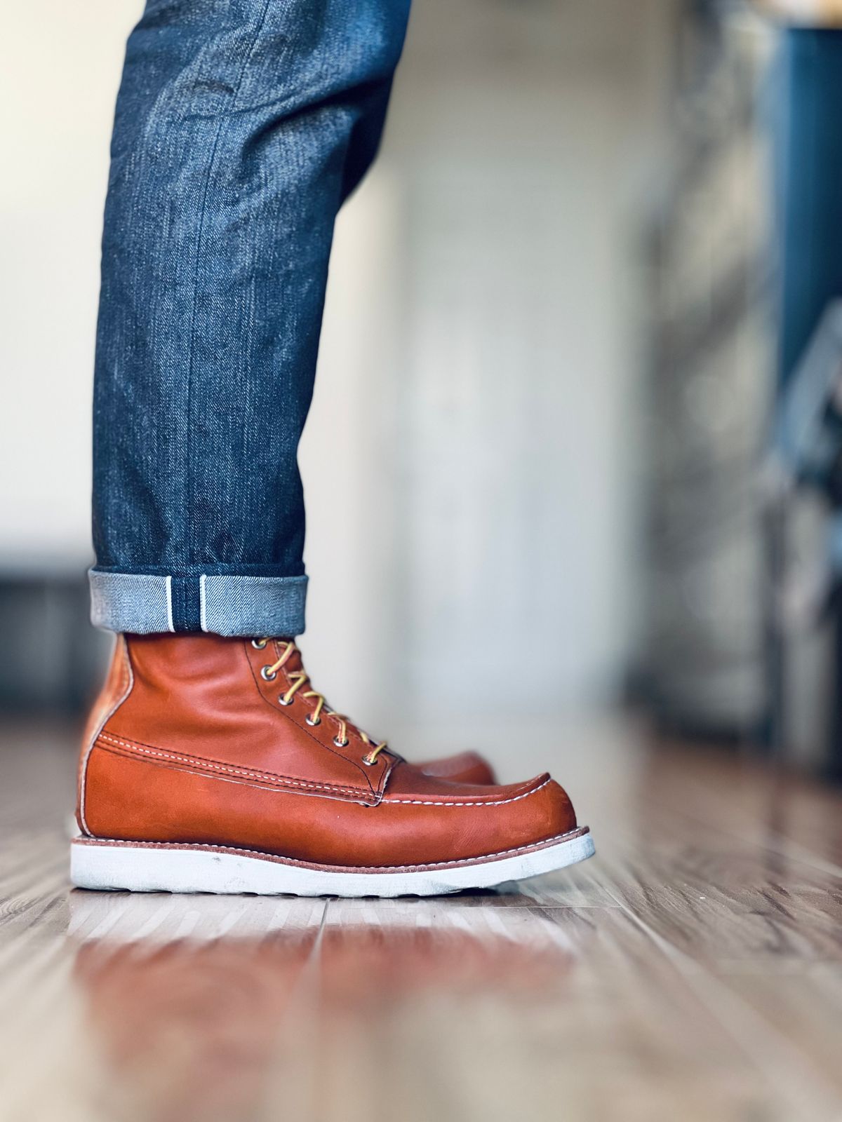 Photo by patinatimes on March 5, 2024 of the Red Wing 8-Inch Classic Moc in S.B. Foot Oro Legacy.