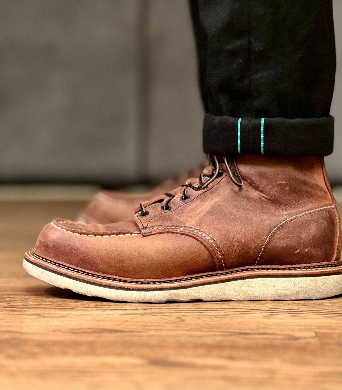 Photo by patinatimes on February 16, 2023 of the Red Wing 6-Inch Classic Moc in S.B. Foot Copper Rough and Tough.