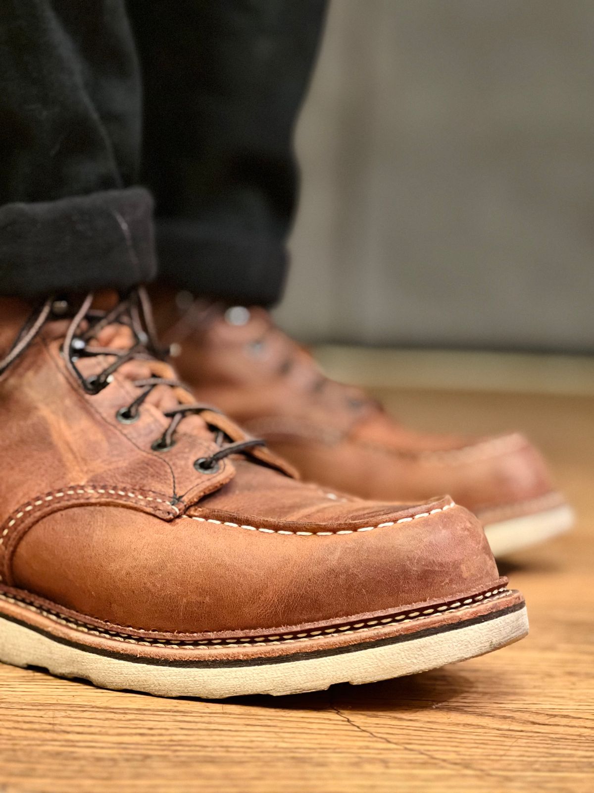 Photo by patinatimes on February 16, 2023 of the Red Wing 6-Inch Classic Moc in S.B. Foot Copper Rough and Tough.