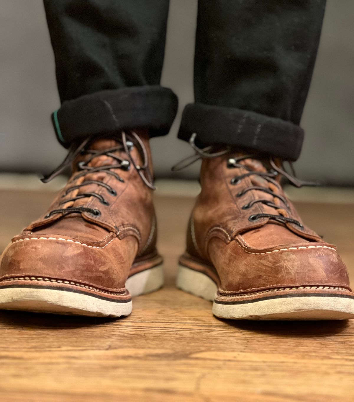 Photo by patinatimes on February 16, 2023 of the Red Wing 6-Inch Classic Moc in S.B. Foot Copper Rough and Tough.