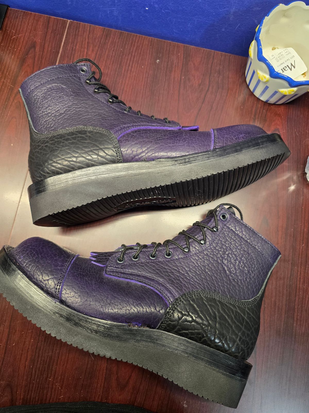 Photo by moilubchik on December 25, 2025 of the Frank's Boots Rainier in Bison.