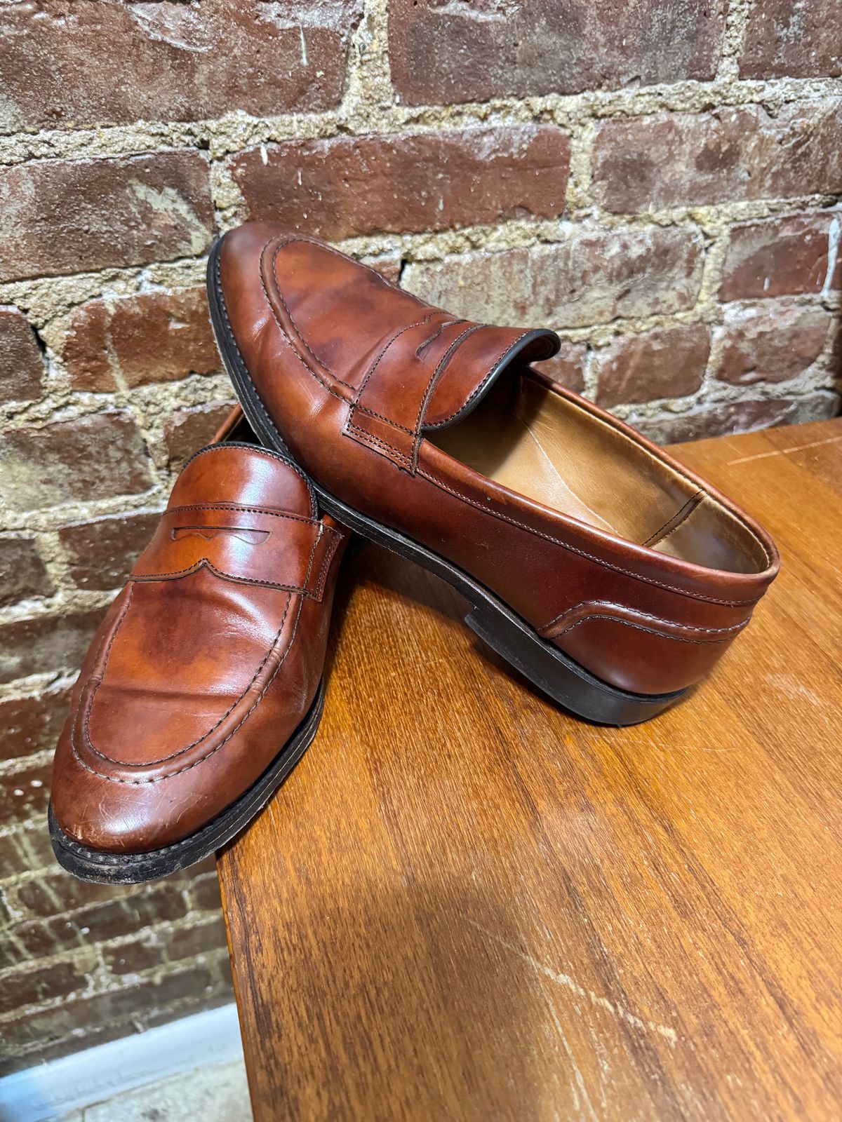 Photo by BootSniffer69 on July 8, 2025 of the Allen Edmonds Randolph 2.0 Penny Loafer in Chili Museum.