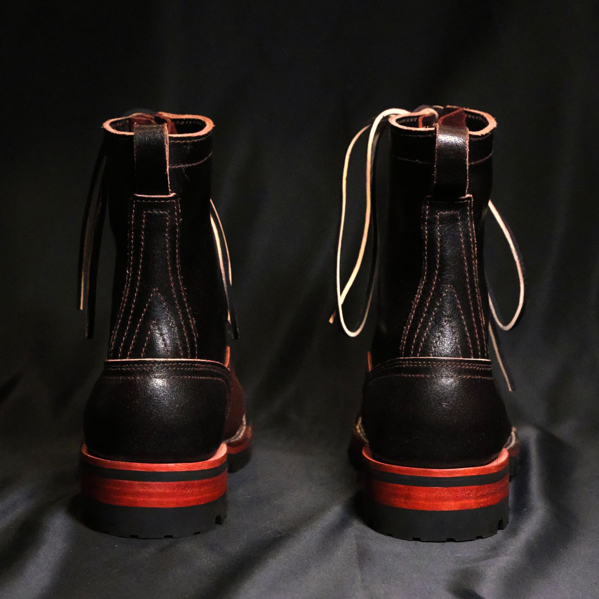 Photo by Call on September 17, 2025 of the Nicks x Rose Anvil ND1 in Horween Brown Waxed Flesh & Seidel 1964 Brown.