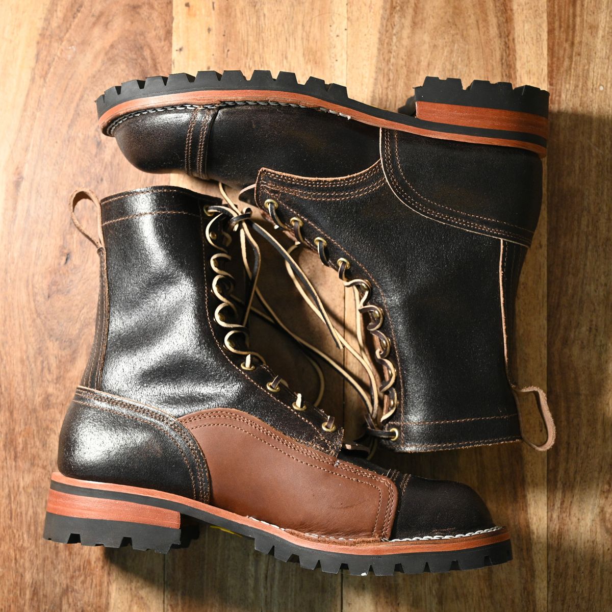 Photo by Call on October 3, 2025 of the Nicks x Rose Anvil ND1 in Horween Brown Waxed Flesh & Seidel 1964 Brown.