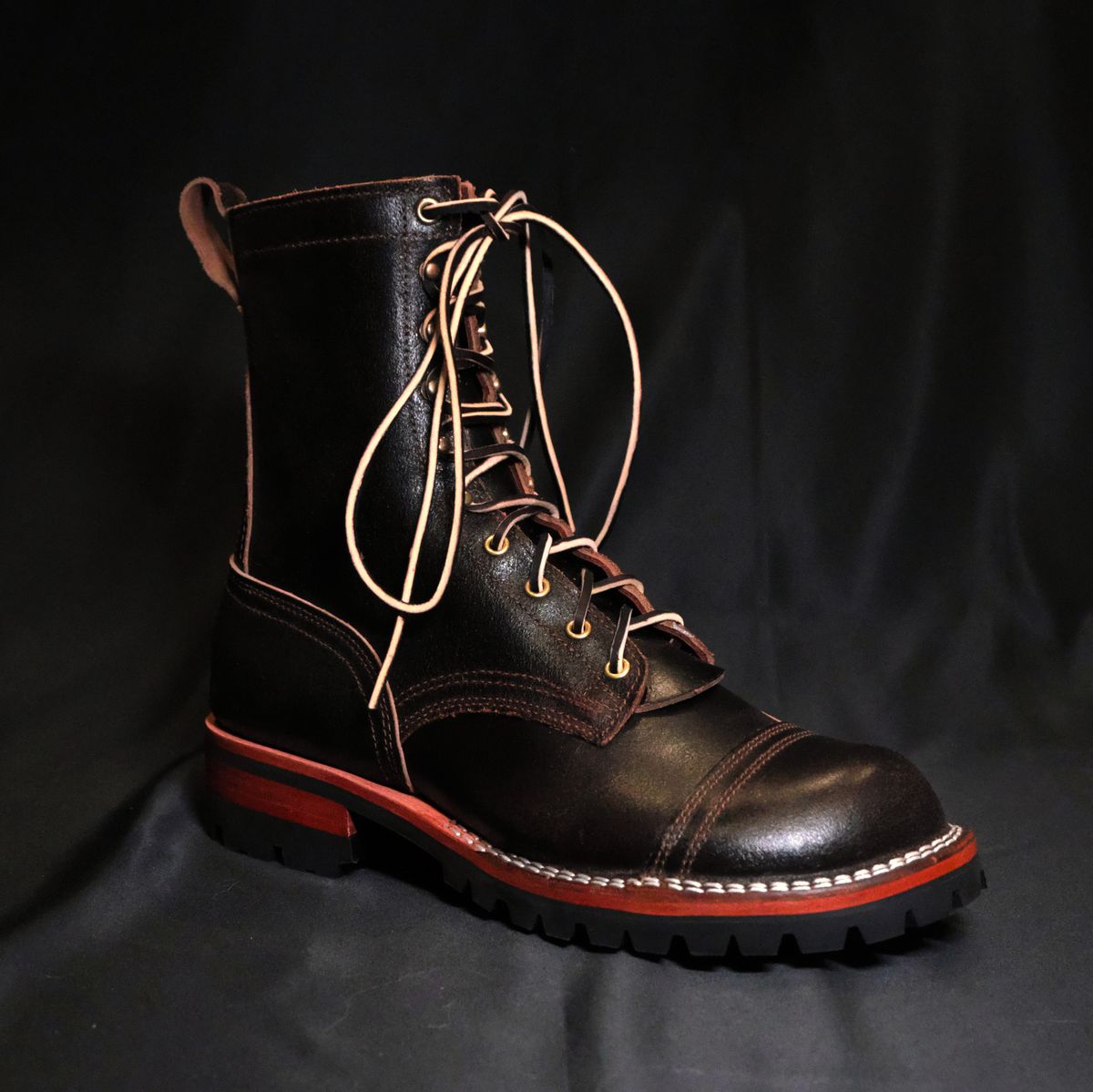 Photo by Call on September 17, 2025 of the Nicks x Rose Anvil ND1 in Horween Brown Waxed Flesh & Seidel 1964 Brown.