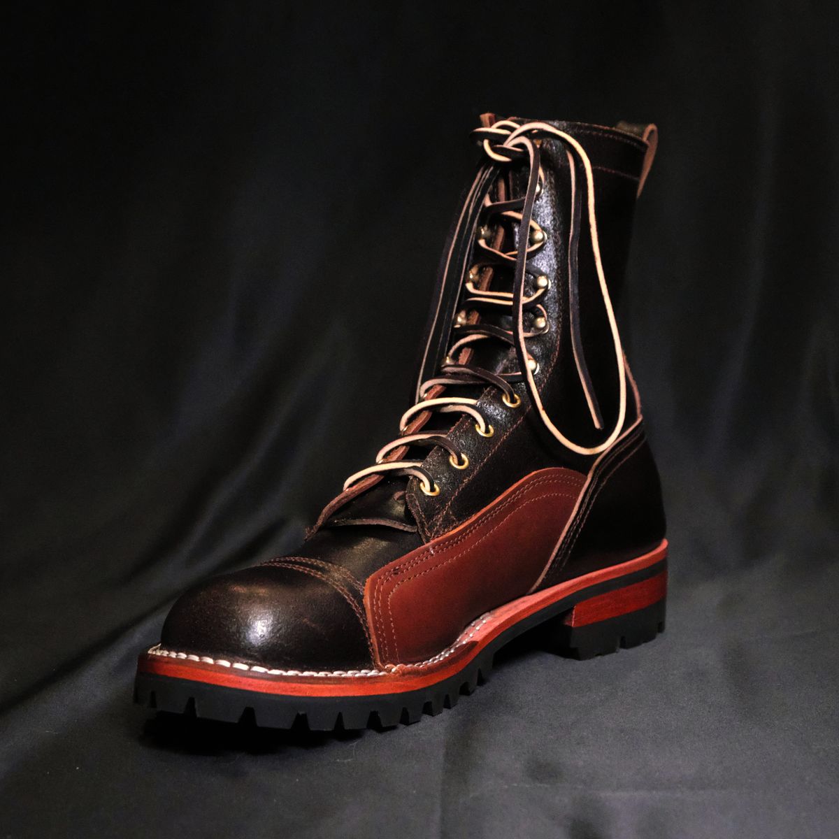 Photo by Call on September 17, 2025 of the Nicks x Rose Anvil ND1 in Horween Brown Waxed Flesh & Seidel 1964 Brown.