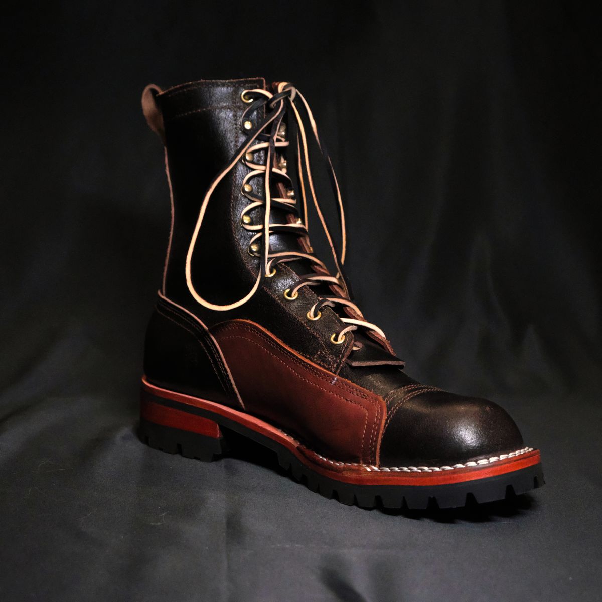 Photo by Call on September 17, 2025 of the Nicks x Rose Anvil ND1 in Horween Brown Waxed Flesh & Seidel 1964 Brown.