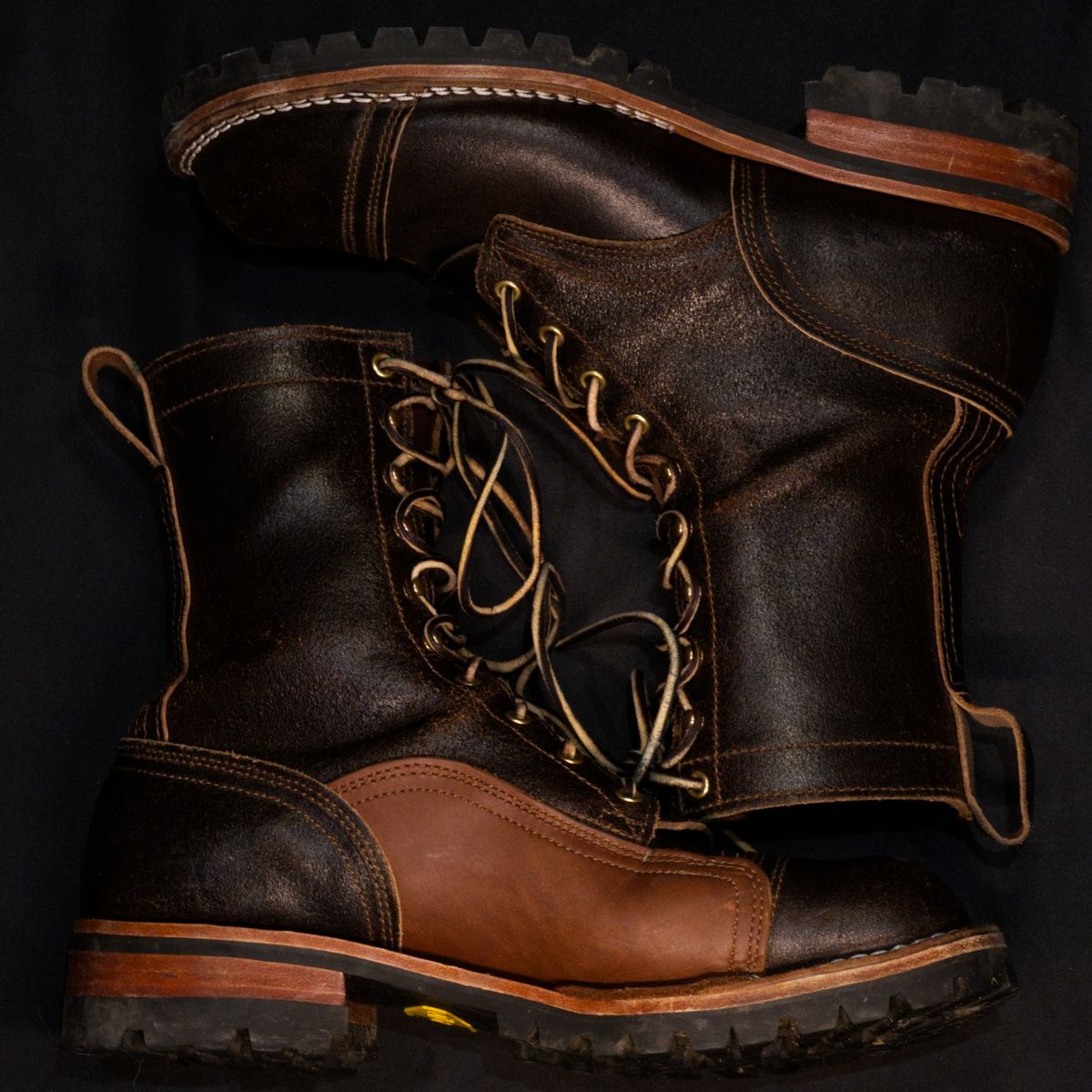 Photo by Call on November 5, 2025 of the Nicks x Rose Anvil ND1 in Horween Brown Waxed Flesh & Seidel 1964 Brown.