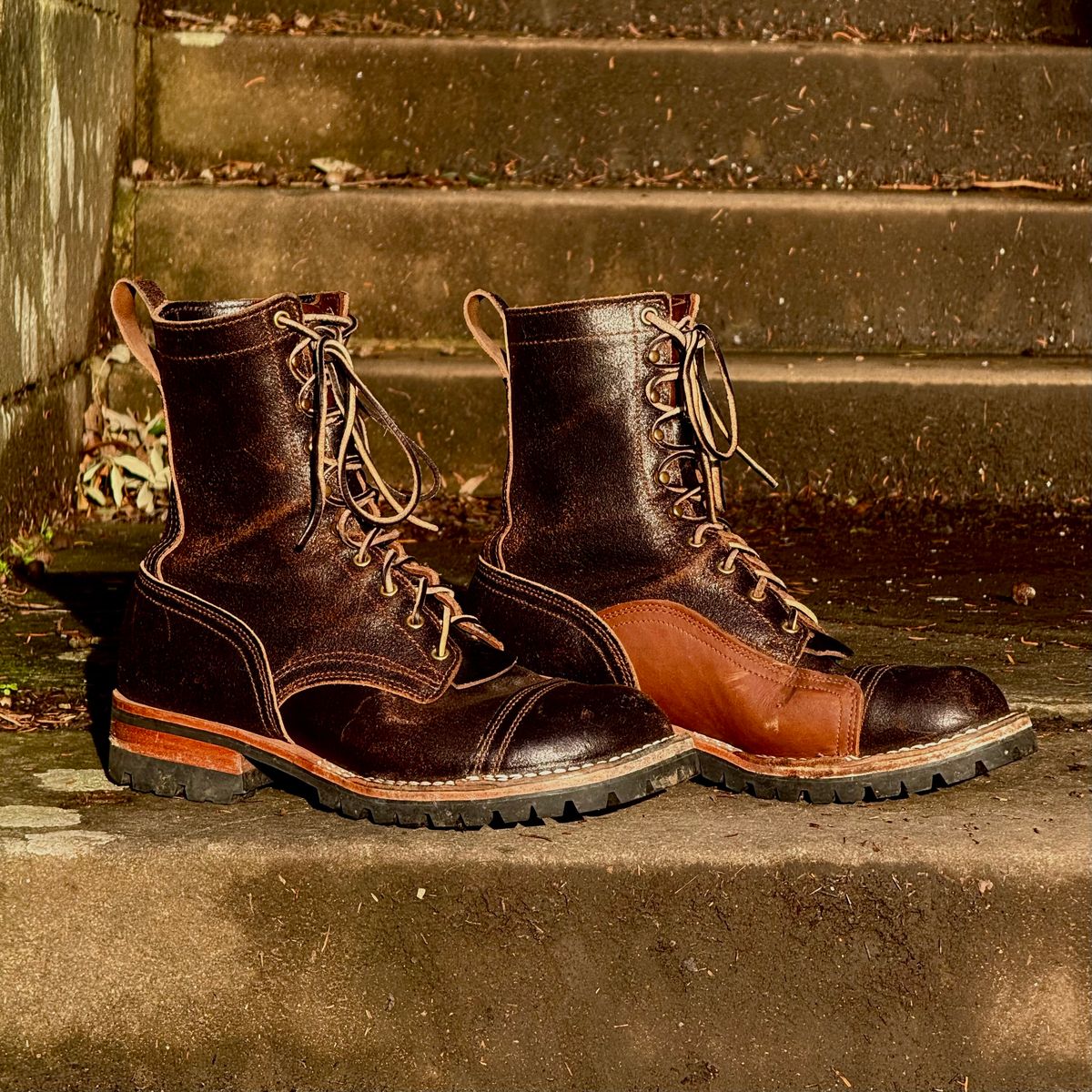 Photo by Call on December 2, 2025 of the Nicks x Rose Anvil ND1 in Horween Brown Waxed Flesh & Seidel 1964 Brown.