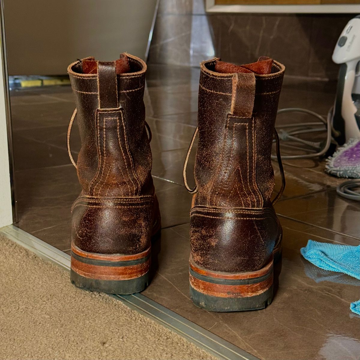 Photo by Call on February 5, 2026 of the Nicks x Rose Anvil ND1 in Horween Brown Waxed Flesh & Seidel 1964 Brown.
