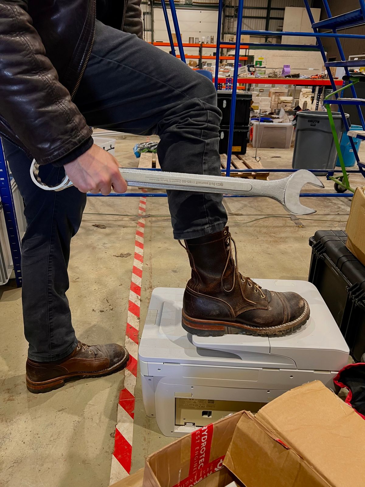 Photo by Call on January 28, 2026 of the Nicks x Rose Anvil ND1 in Horween Brown Waxed Flesh & Seidel 1964 Brown.