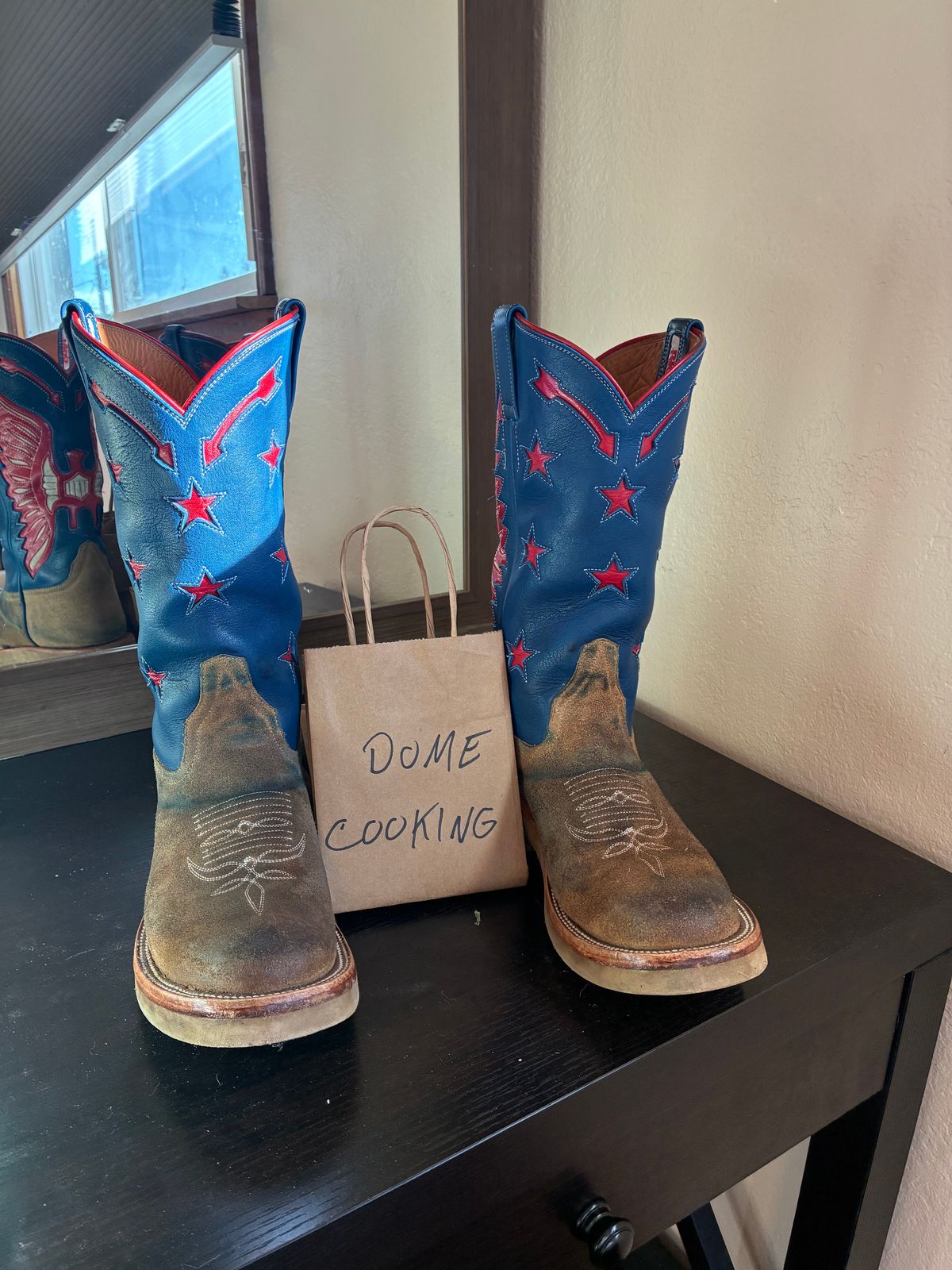 Photo by millerflite on November 1, 2025 of the Black Bear Brand X Rios Of Mercedes Freedom Of The West in Horween Marine Field Roughout.