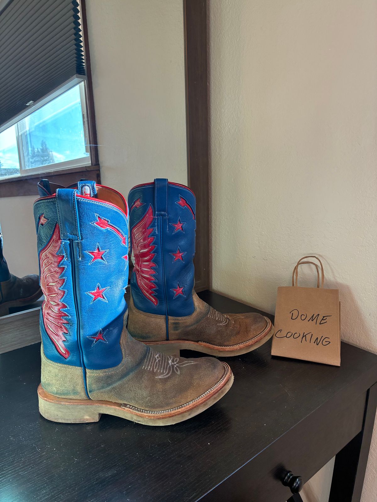 Photo by millerflite on November 1, 2025 of the Black Bear Brand X Rios Of Mercedes Freedom Of The West in Horween Marine Field Roughout.