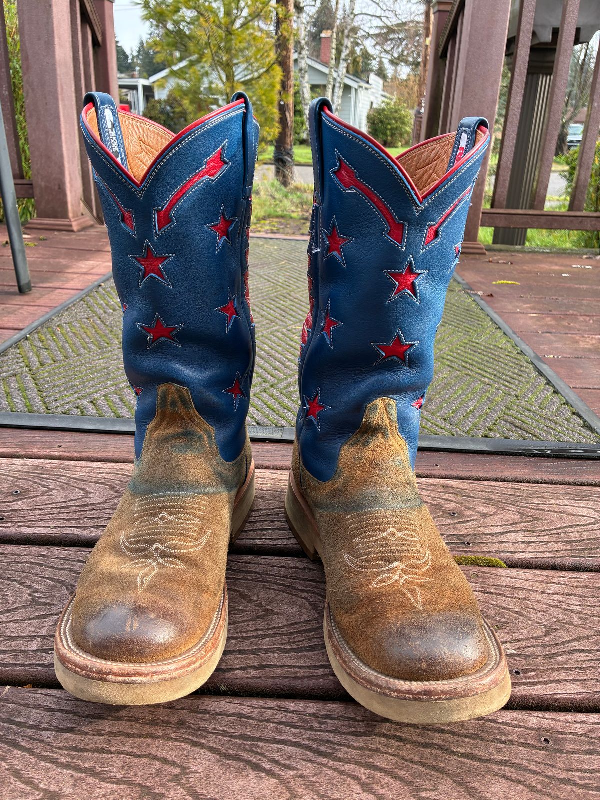 Photo by millerflite on February 3, 2026 of the Black Bear Brand X Rios Of Mercedes Freedom Of The West in Horween Marine Field Roughout.