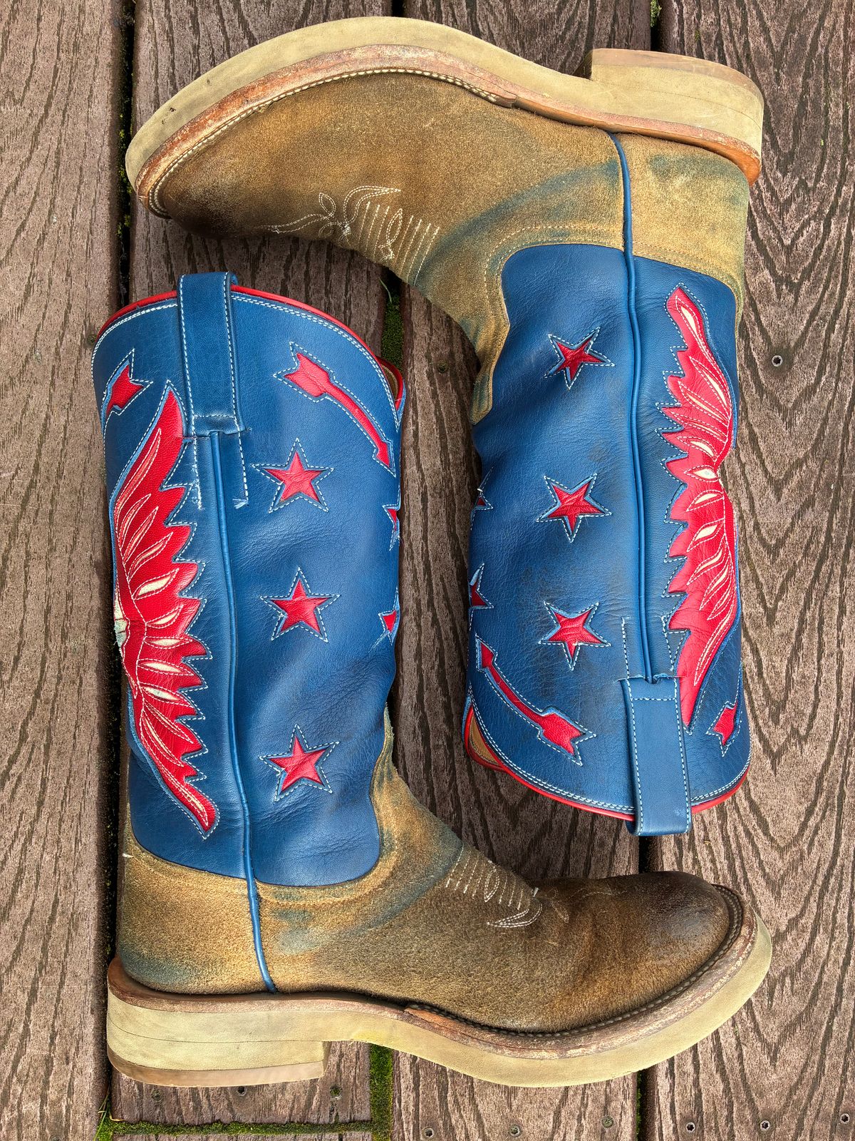 Photo by millerflite on February 3, 2026 of the Black Bear Brand X Rios Of Mercedes Freedom Of The West in Horween Marine Field Roughout.