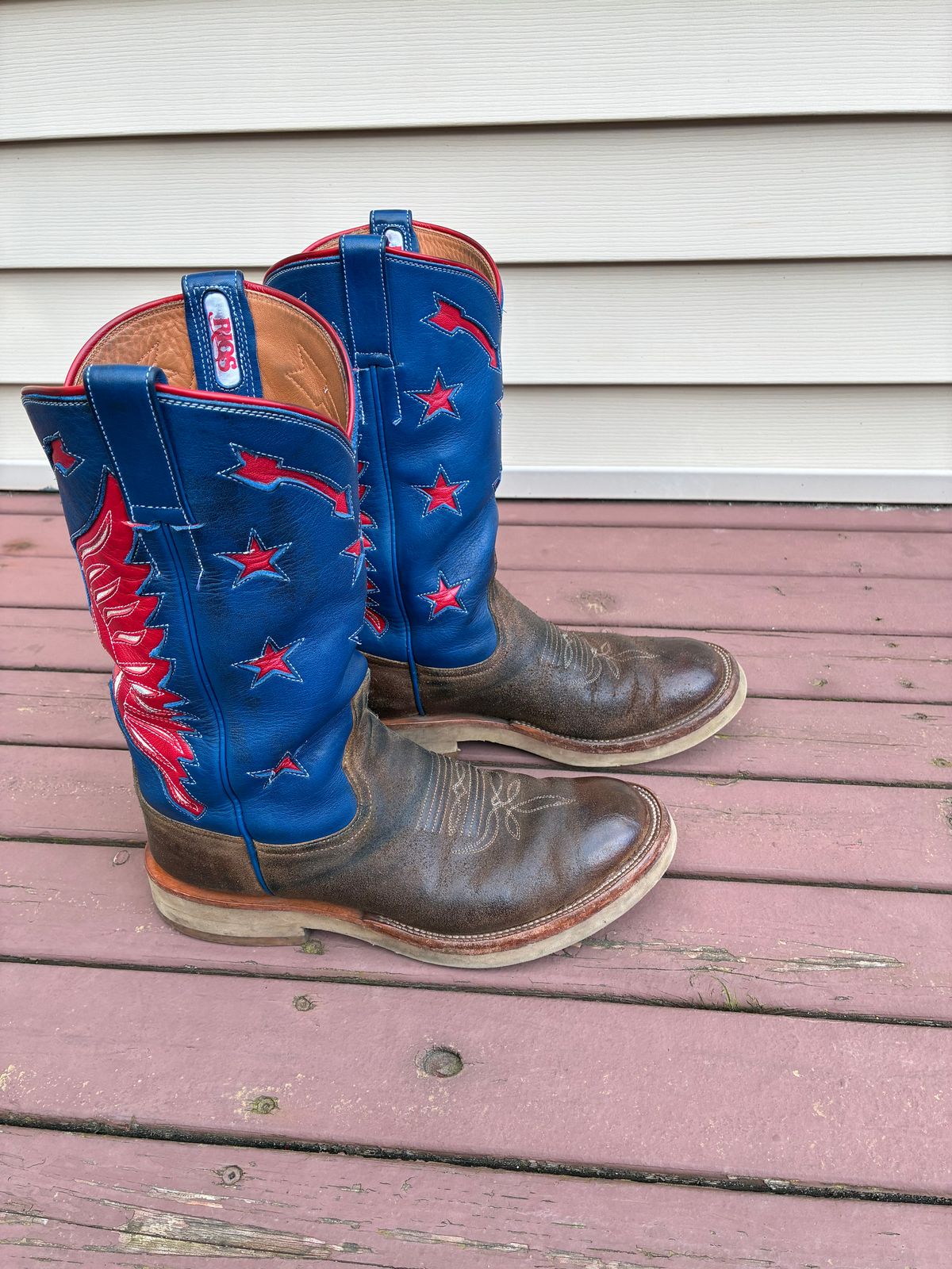 Photo by millerflite on April 3, 2026 of the Black Bear Brand X Rios Of Mercedes Freedom Of The West in Horween Marine Field Roughout.